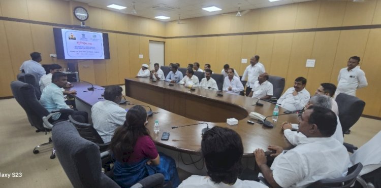 मंगळवेढा उपसा सिंचन योजनेची चित्रफीत पालकमंत्र्यांच्या हस्ते प्रदर्शित
