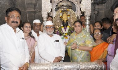 उपमुख्यमंत्री सुनेत्राताई पवार यांनी घेतले श्री विठ्ठल रुक्मिणी मातेचे दर्शन