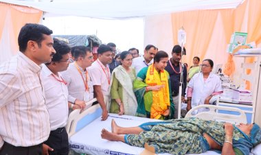 आषाढी यात्रेत तात्काळ उपचारामुळे हृदयविकाराच्या झटका आलेल्या 6 वारकऱ्याना मिळाले जीवनदान ; उपजिल्हा रुग्णालयाचे वैद्यकीय अधिक्षक डॉ. विजयकुमार सरडे यांची माहिती