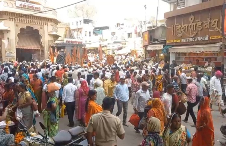 आषाढी यात्रा - मंदीर परिसर वाहन प्रतिबंध क्षेत्र घोषित जिल्हाधिकारी एस. कार्तीकेयन यांनी पारित केला आदेश