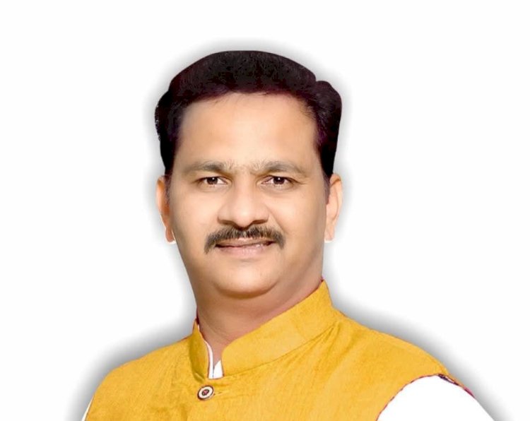 ‘प्रमाणपत्र नव्हे, प्रत्यक्ष लाभ द्या’; महिला शेतकऱ्यांसाठी विधानसभेत आ.अभिजीत पाटील यांची ठाम भूमिका