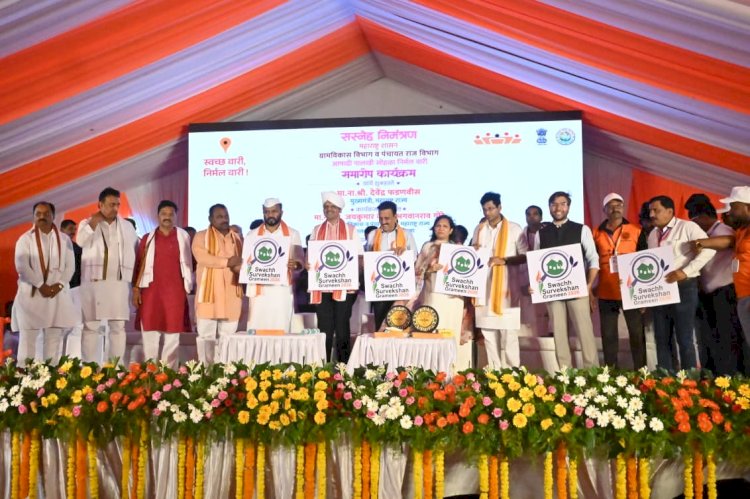 वारकऱ्यांच्या चरणसेवेच्या माध्यमातून भारताच्या युवा शक्तीचे दर्शन - मुख्यमंत्री देवेंद्र फडणवीस