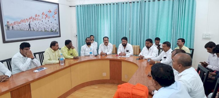 पंढरीत शिवसेनेची जिल्हा आढावा बैठक