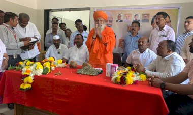 देवानंतर दुसरं स्थान डॉक्टरांचे म्हणून प्रामाणिक सेवा करा - खा.जयसिद्धेश्वर