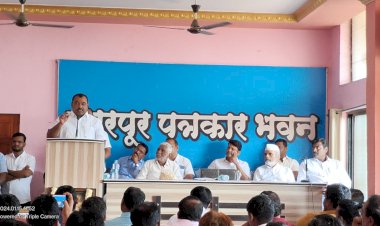 पत्रकार हा समाजाबरोबरच लोकप्रतिनिधींचा आरसा असतो - आ.समाधानदादा आवताडे