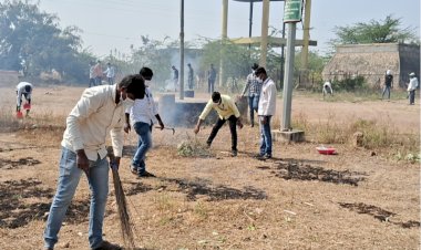मुंढेवाडी मध्ये स्वेरीज् कॉलेज ऑफ इंजिनिअरिंगचे ‘विशेष श्रमसंस्कार शिबीर’ संपन्न