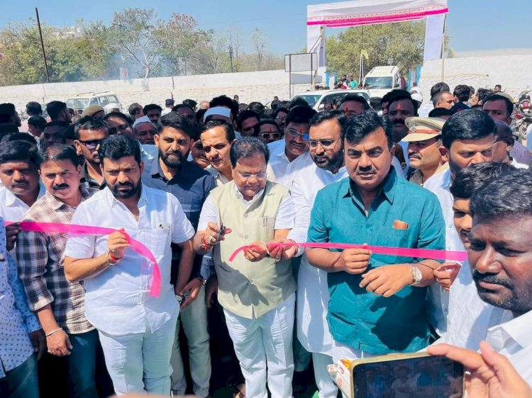 भारत कृषी महोत्सवाचे आरोग्य मंत्री तानाजी सावंत यांच्या हस्ते उद्घाटन.