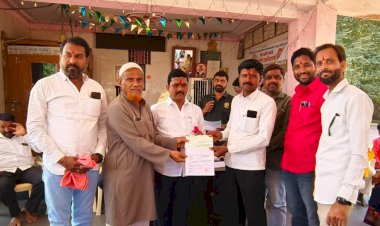 लक्ष्मी टाकळी ग्रामपंचायतीच्या वतीने दिव्यांग बंधू भगिनींना ५% मदत निधीचे वाटप.