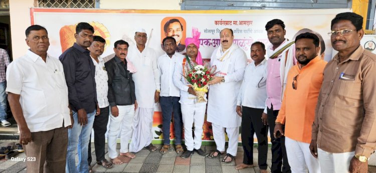 रविंद्र कांबळे यांचा मा.आमदार दिपकआबा साळुंखे-पाटील यांचे हस्ते राष्ट्रवादी कॉंग्रेस पक्षात प्रवेश 