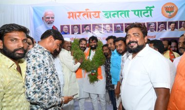 शाहू परिवार ठामपणे आमदार राम सातपुते यांच्या पाठीशी ; महात्मा फुले सूत गिरणीचे अध्यक्ष अभिजित ढोबळे