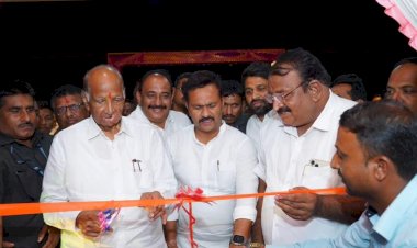 प्रदेशाध्यक्ष नागेश फाटे यांच्या ट्रॅक्टर्स शोरुमचे शानदार उद्घाटन