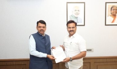 वादळातील नुकसानीची सरसकट भरपाई मिळावी ; उपमुख्यमंत्री देवेंद्र फडणवीस यांच्याकडे अभिजीत पाटील यांची निवेदनाद्वारे मागणी