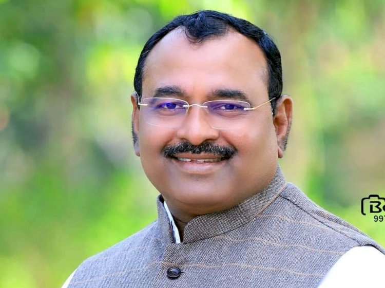 गावोगावी आराखड्यात नसलेल्या रस्त्यांची ग्रामपंचायतकडे नोंद करा - आ समाधान आवताडे