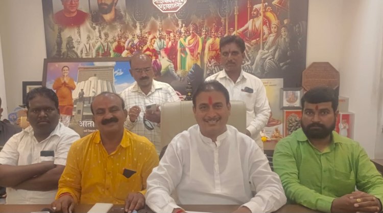 मनसे संस्थापक अध्यक्ष राज ठाकरे यांच्या माध्यमातून उद्योग आणणार - मनसे नेते दिलीप धोत्रे