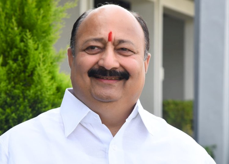 एस.टी.कर्मचारी सपंला सर्व ताकतीने पाठिंबा :  दिपकआबा साळुंखे पाटील