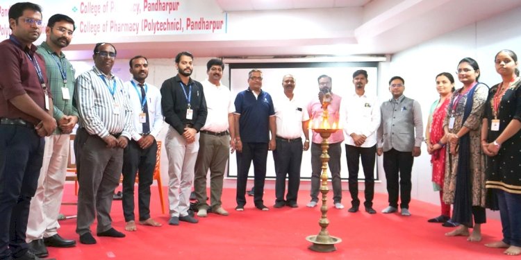 स्पर्धात्मक व्यासपीठामुळे विद्यार्थ्यांचे करिअर उज्वल - उद्योजक सुरज डोके