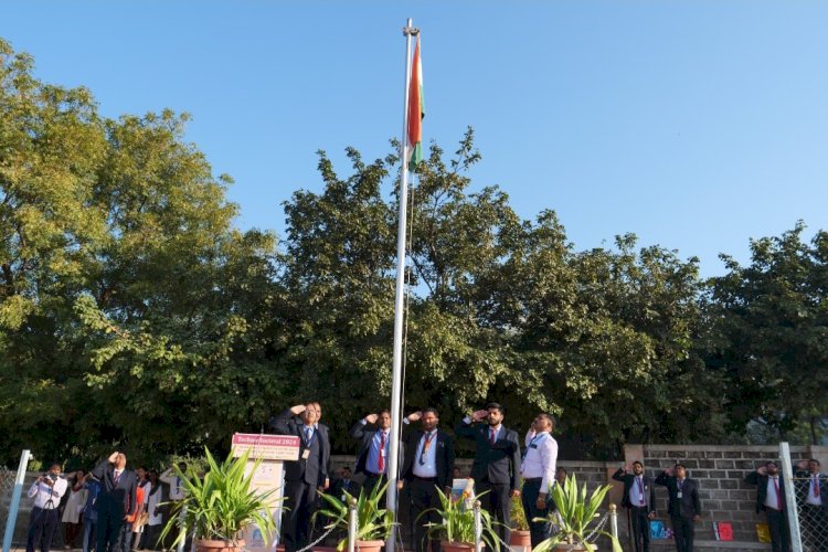 स्वेरीमध्ये ७६ वा प्रजासत्ताक दिन उत्साहात साजरा