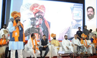 मुंबईत हजारो कार्यकर्त्यांना एकनाथ शिंदे यांनी दिला शिवसेनेते प्रवेश