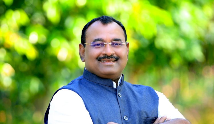 कृष्णा,भीमा व निरा नद्यांमधून वाहून जाणारे पाणी मतदारसंघातील तलाव, नाले ओढे भरून देण्यासाठी आ.समाधान आवताडे यांच्या सूचना 