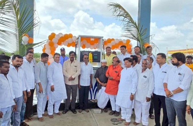 धोत्रेज अँड प्रायव्हेट लिमिटेड कंपनीच्या ग्रँड पेट्रोलियम, एस.जी.पाटील पेट्रोलियम, ग्रँड पेट्रोल पंपाचे ग्रँड उ‌द्घाटन कुई तालुका माढा येथील एस. जी. पाटील ग्रँड पेट्रोल पंपाचे उदघाटन