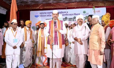 मुख्यमंत्री देवेंद्र फडणवीस यांच्या हस्ते 'पर्यावरणाची वारी पंढरीच्या दारी' या उपक्रमाचा समारोप