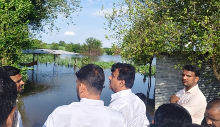 पुरामुळे बाधित शेतकऱ्यांचे त्वरित पंचनामे करून नुकसान भरपाई द्यावी - चेअरमन कल्याणराव काळे