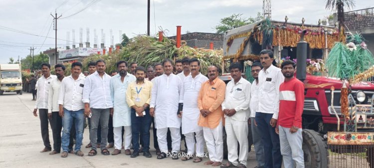 पशुधन वाचवण्यासाठी मनसे नेते दिलीप धोत्रे यांनी दाखवले मोठे दातृत्व 