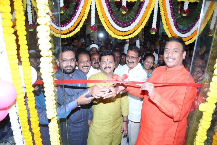 नगरसेविका सौ माधुरीताई धोत्रे यांच्या जन कार्यालयाचे उदघाटन