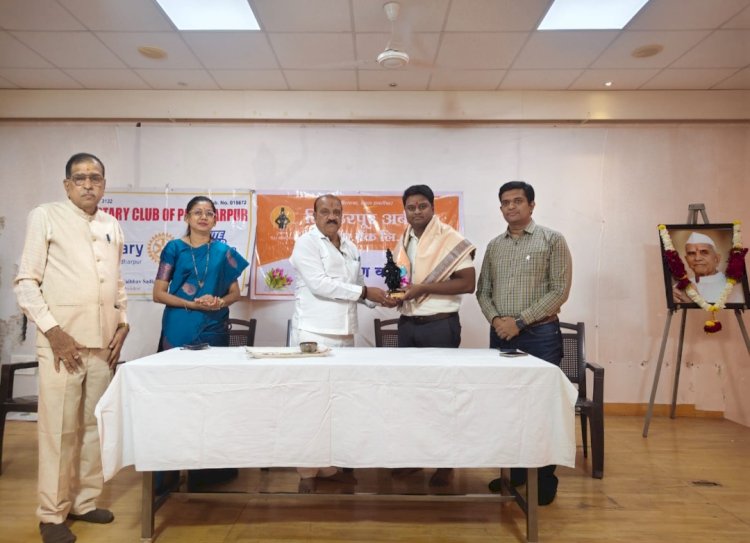 पंढरपूर अर्बन बँक कर्मचारी आता अर्थरक्षकबरोबरच जीवनरक्षक म्हणून कार्यरत